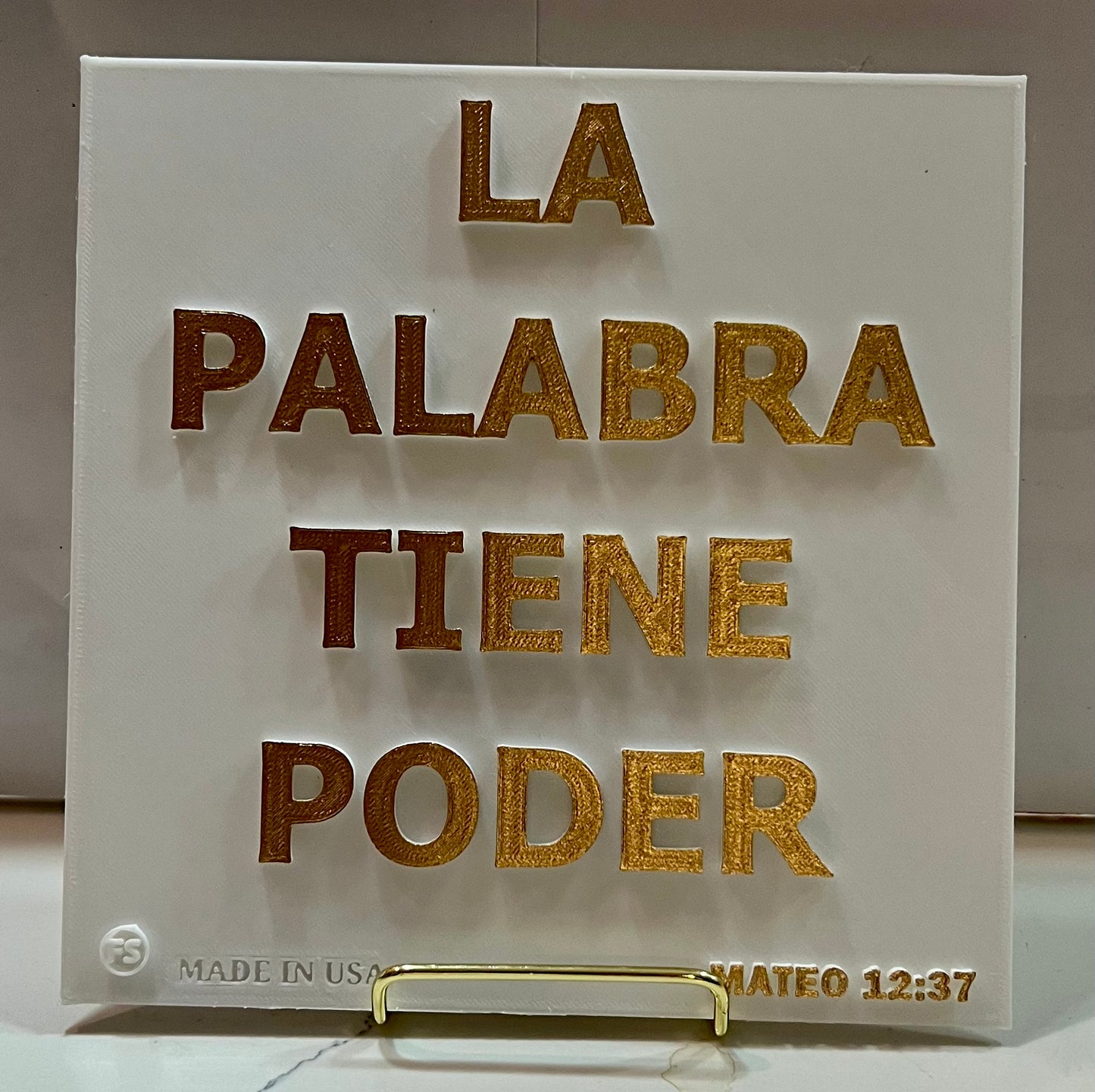 PLAQUE: LA PALABRA TIENE PODER