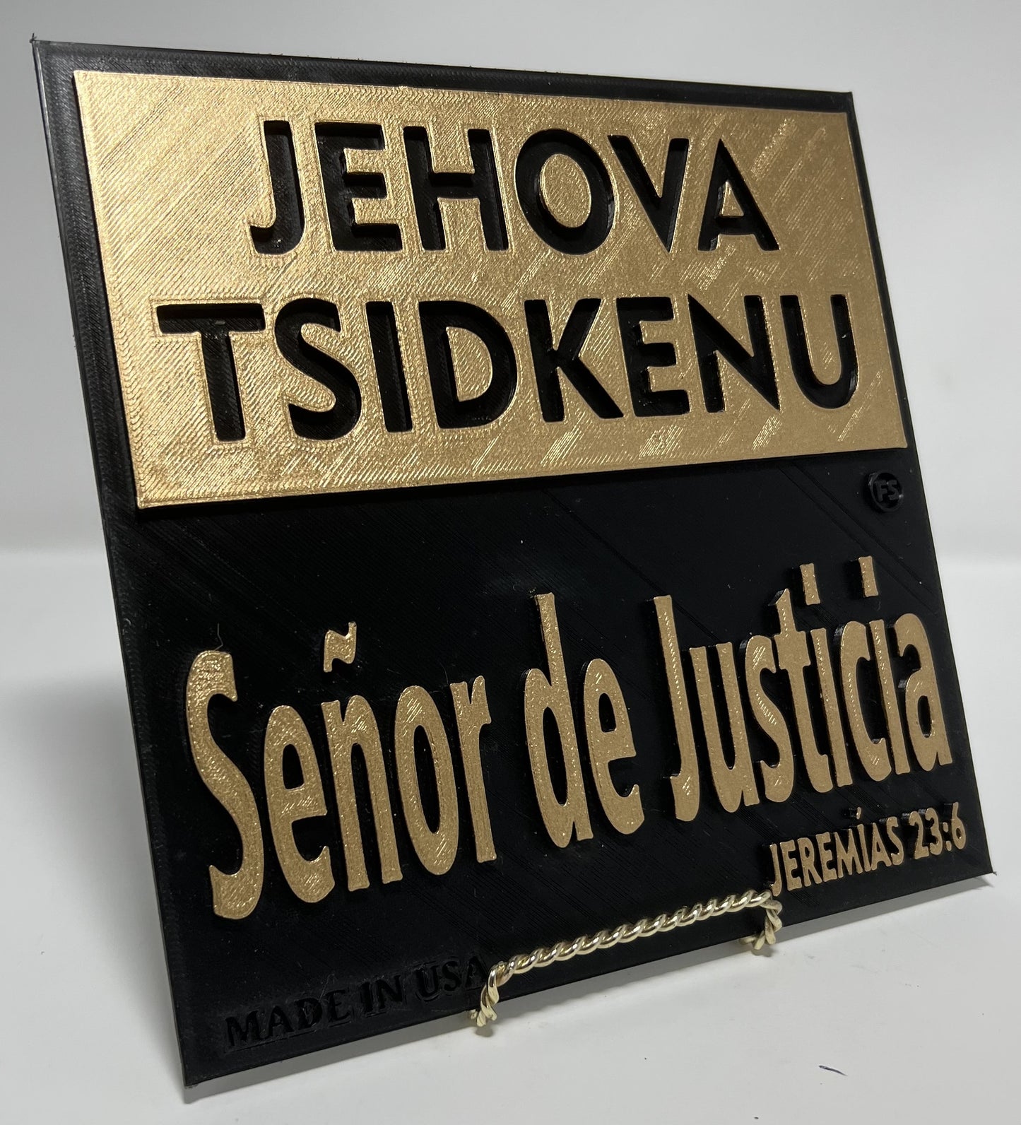 PLAQUE: JEHOVA TSIDKENU - SEÑOR DE JUSTICIA