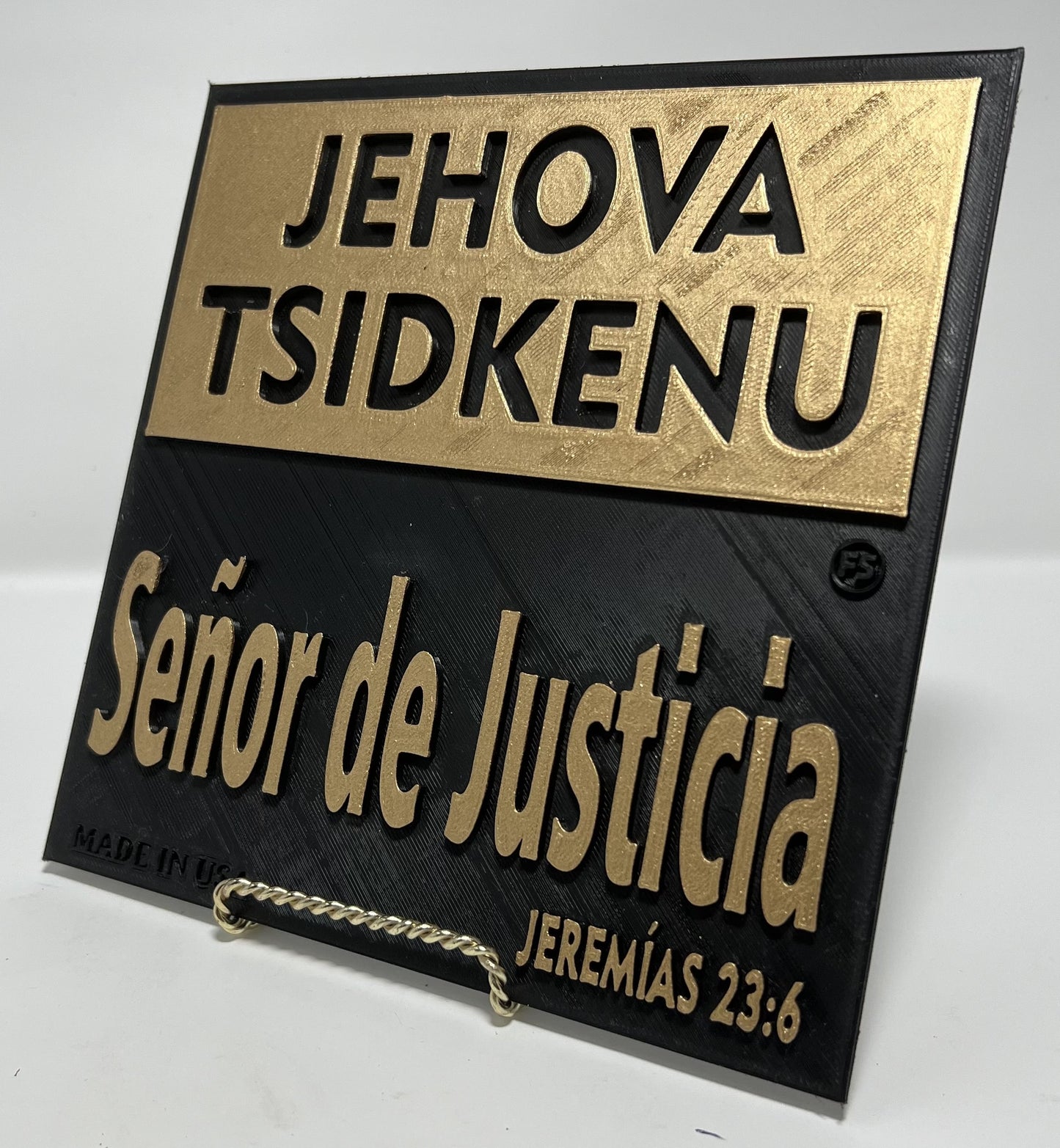 PLAQUE: JEHOVA TSIDKENU - SEÑOR DE JUSTICIA