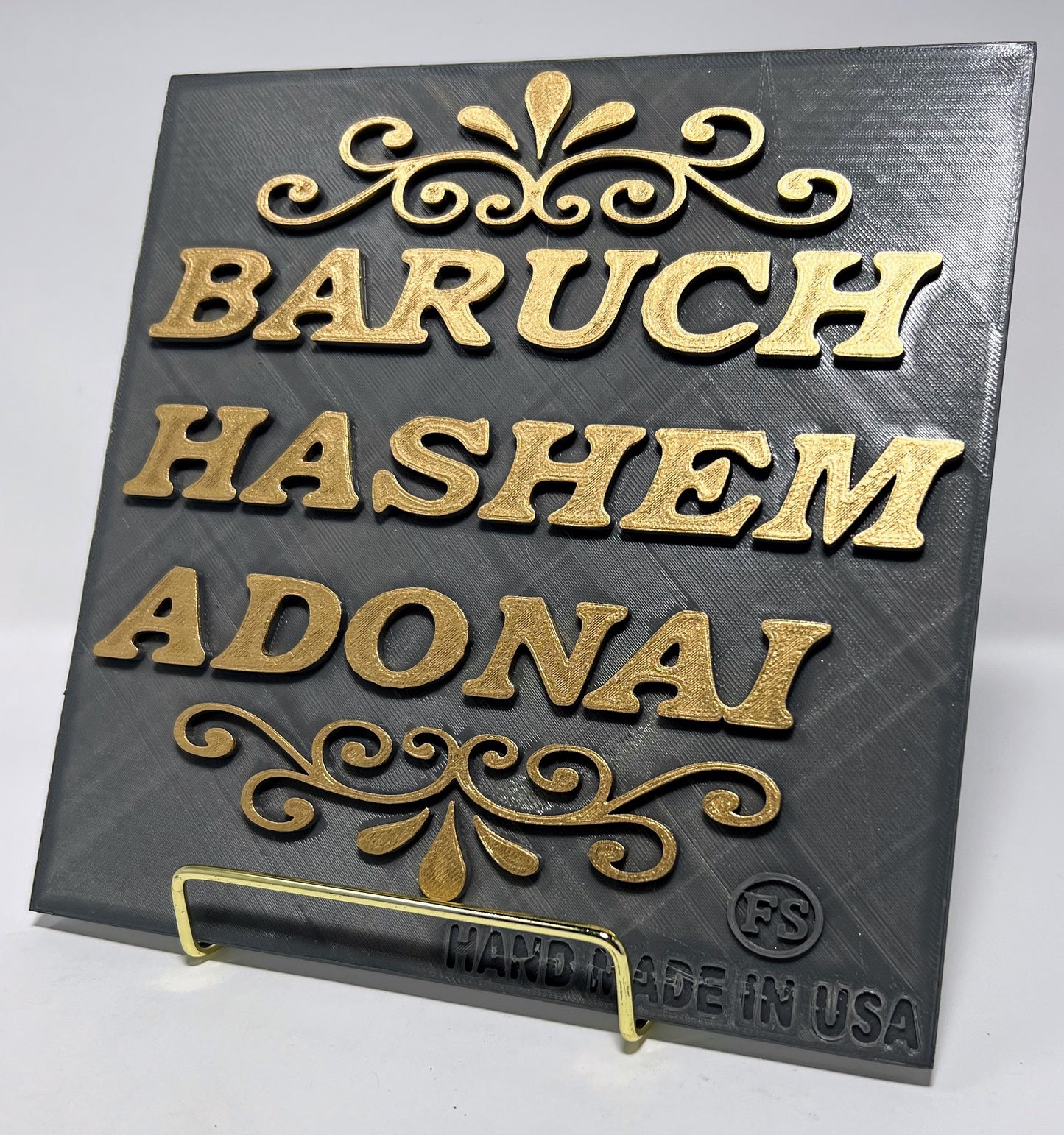 PLAQUE: BARUCH HASHEM ADONAI