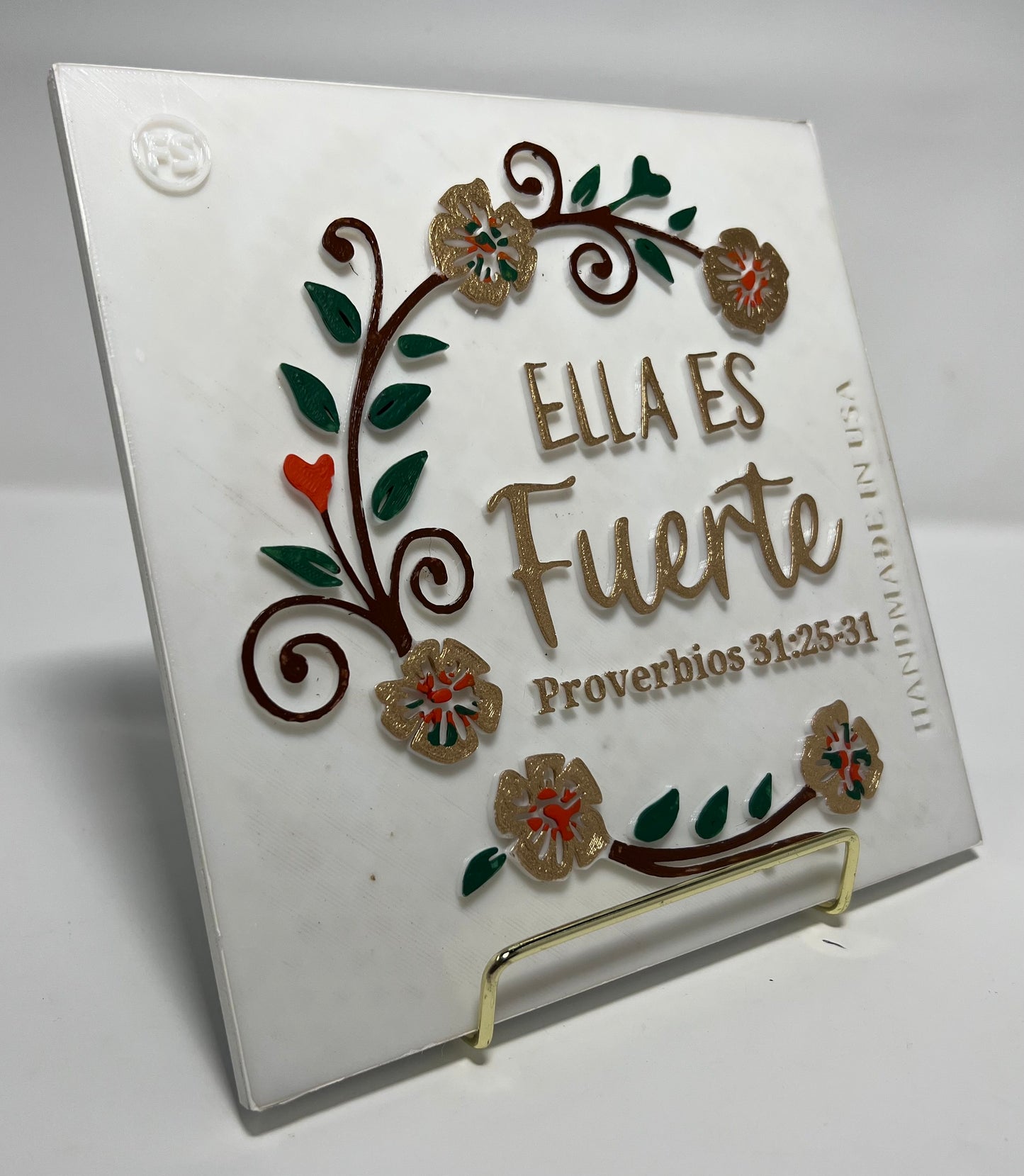 PLAQUE: ELLA ES FUERTE